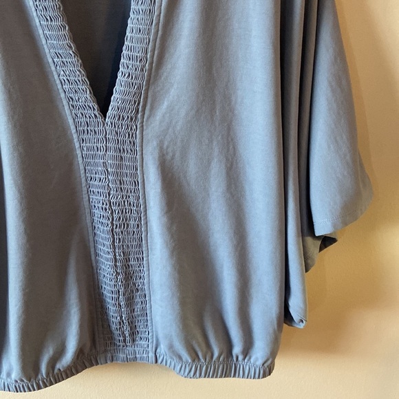 Sundays Kimono Sleeve Top Blue Size Medium - Picture 6 of 14